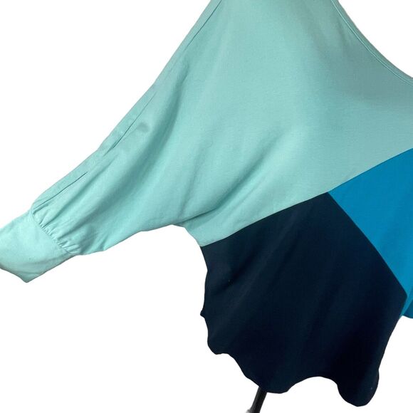 Willow Drive Medium Top V-Neck Dolman Sleeves Stretch Colorblock Blue Multi New - Picture 2 of 8